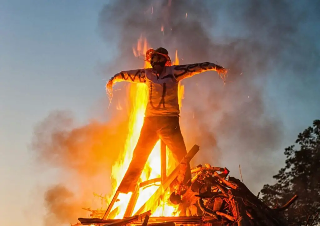 Burning Effigies